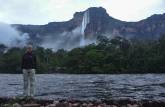 Acordando em frente ao Salto Angel, no Parque Nacional Canaima, no sul da Venezuela